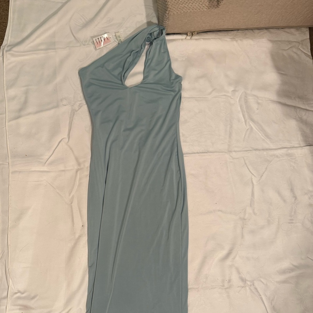 Steps New York One-Shoulder Blue Body Con Dress